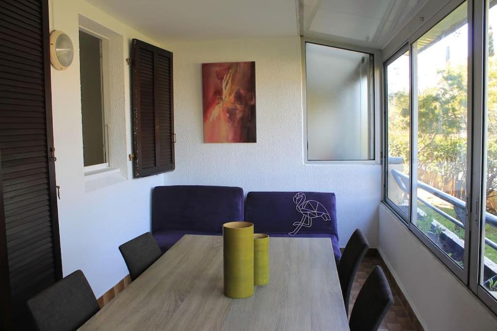Joli T2 3mn Mer. Proche Commodite Wifi Parking La Seyne-sur-Mer