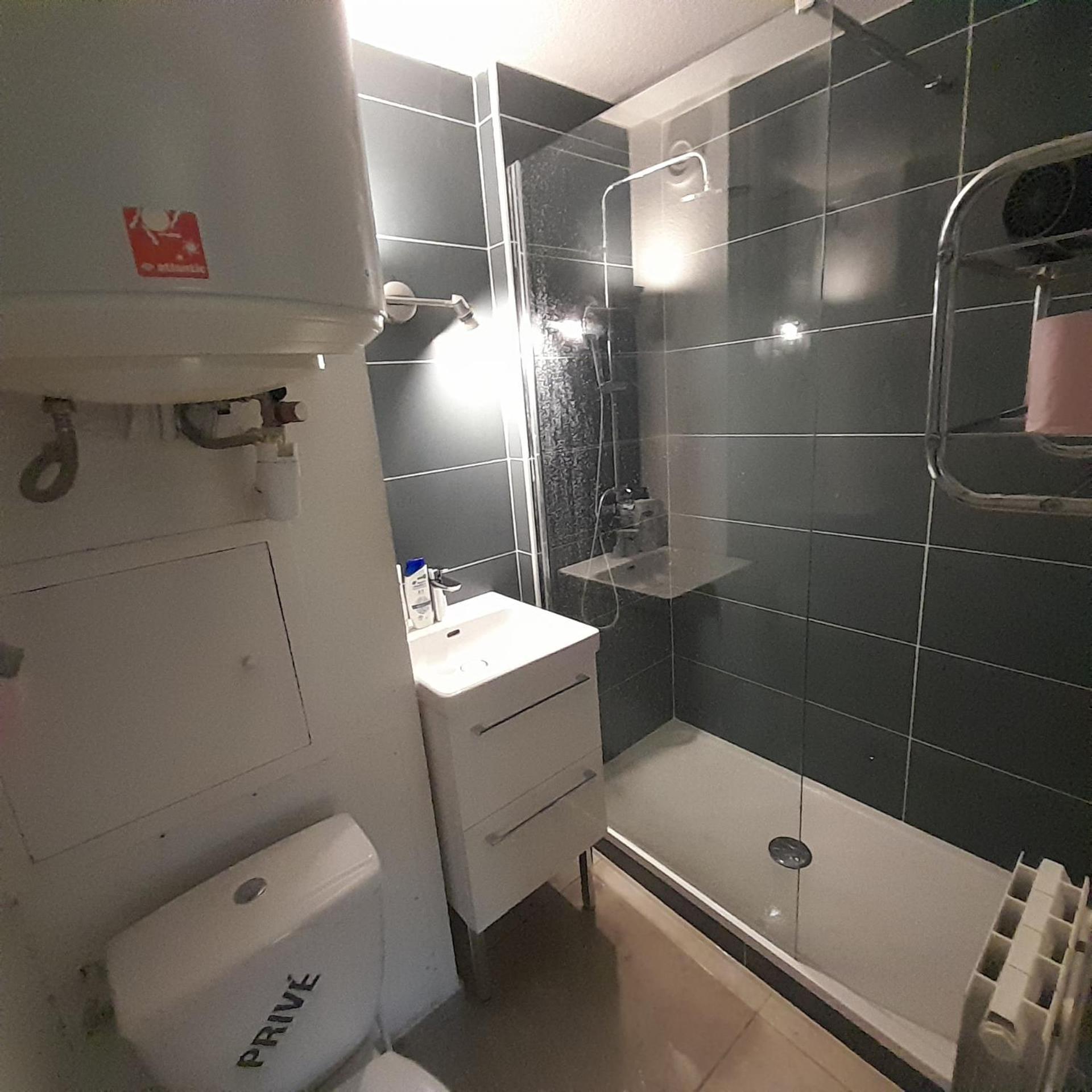 Joli T2 3mn Mer. Proche Commodite Wifi Parking La Seyne-sur-Mer